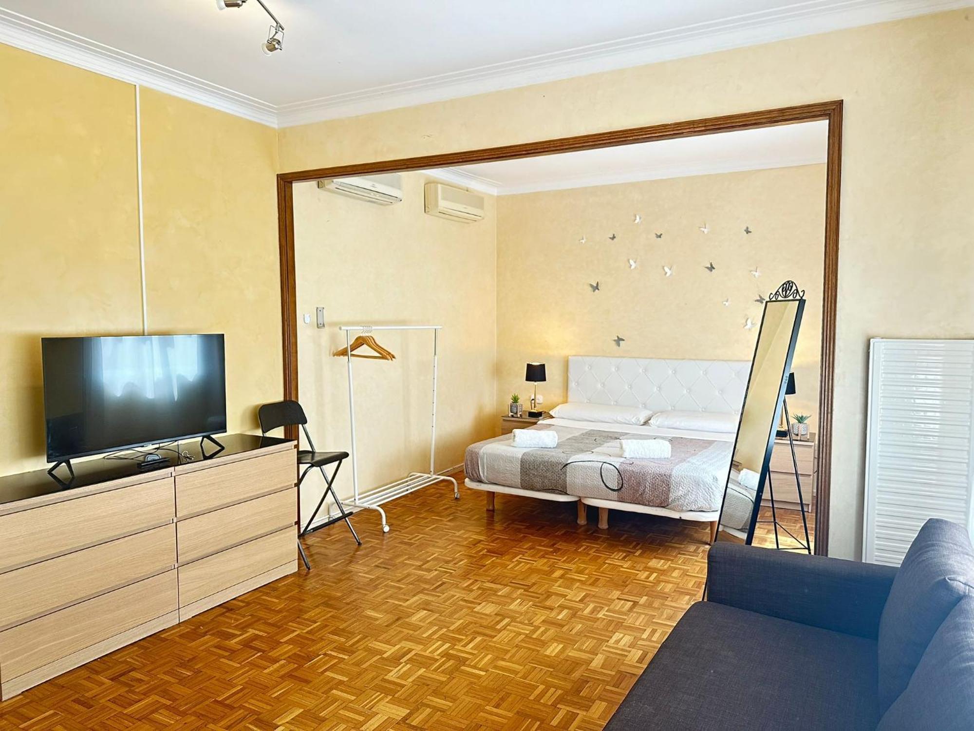 Rooms Villaroel Barcelona Exterior photo